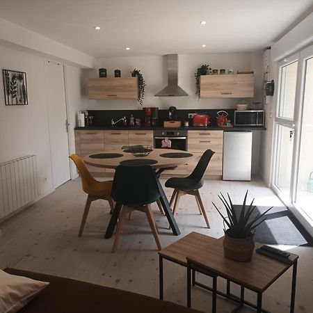 Gite Gambetta Magnifique Studio Cozy Ploumagoar Exterior photo